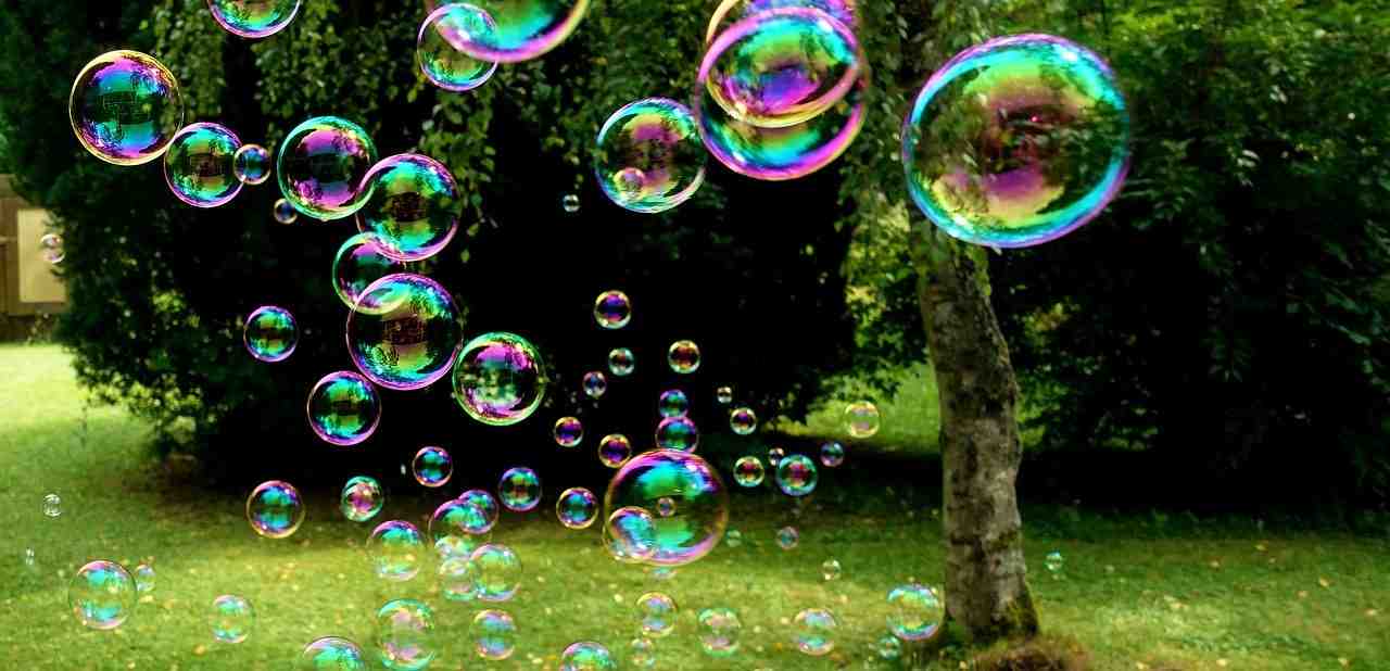 bulles de savon, coloré, en volant
